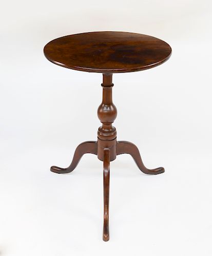 RARE NANTUCKET MAHOGANY CANDLESTANDRARE