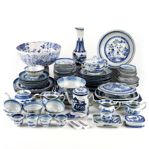 LARGE SET OF 19TH C. CHINESE CANTON