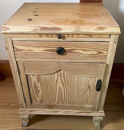 PAIR OF PITCH PINE BEDSIDE CABINETSPair 37ff55