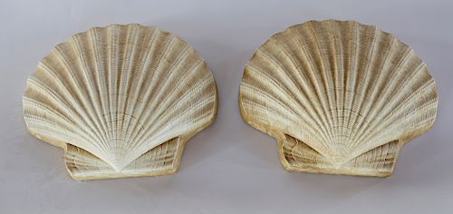 PAIR OF COMPOSITION STONE SCALLOP 37ff87