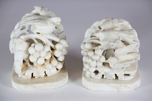 PAIR OF WHITE ALABASTER BIRD AND 37ff91