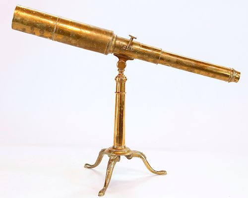 CONTEMPORARY BRASS TABLETOP TRIPOD 37ff96