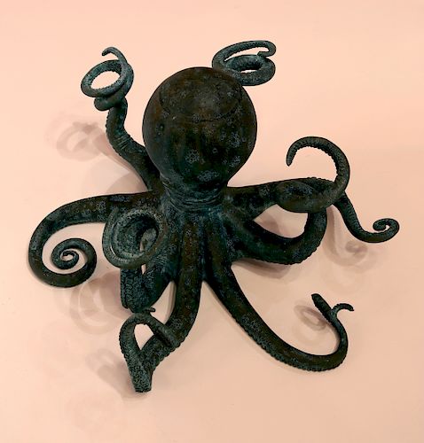 GREEN PATINA BRONZE OCTOPUSGreen 37ffaf