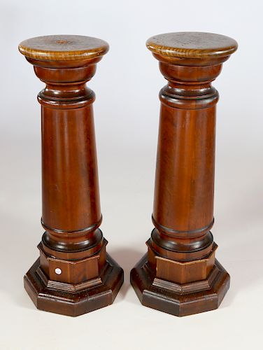 PAIR OF MAHOGANY COLUMN PEDESTALSPair 37ffb3