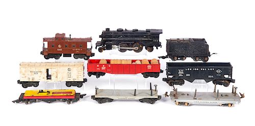 9 ANTIQUE TOY TRAIN CARSGood condition 37d90c