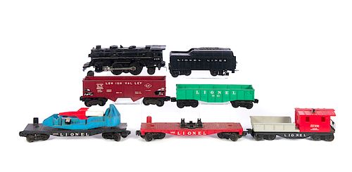 7 ANTIQUE TOY TRAIN CARSGood condition