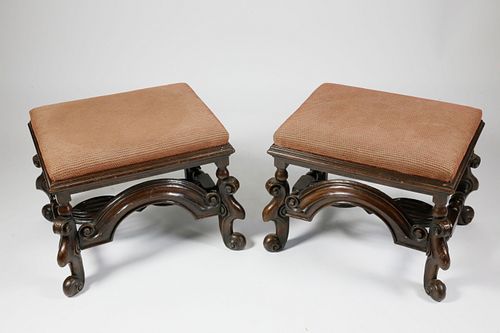 PAIR OF VINTAGE PORTUGUESE JACOBEAN 37d9f2