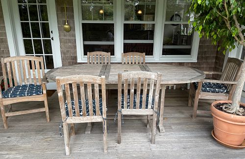 TEAK WOOD OVAL DINING TABLE AND