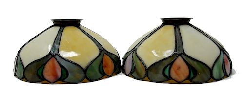 PAIR OF HANDEL LEADED GLASS STUDENT 37db0b