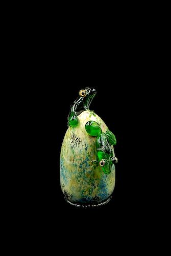 JOHN NYGREN ART GLASS FROGS PAPERWEIGHTJohn