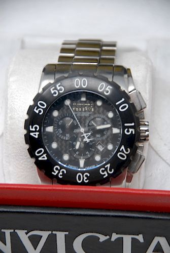 RESERVE W/R 200M BLACK DIAL INVICTA