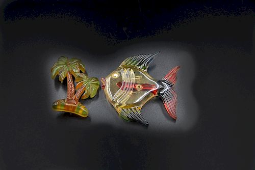 2 LUCITE BAKELITE PINS FISH AND