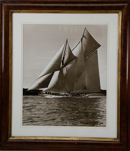 BEKEN OF COWES PHOTOGRAPH OF A