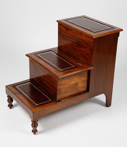 ENGLISH REGENCY MAHOGANY LIBRARY