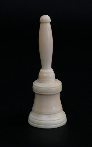 ANTIQUE WHALE IVORY PICKWICK CIRCA 37df05