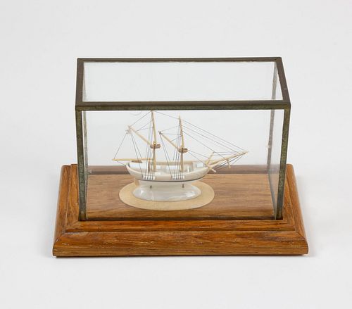 MINIATURE MODEL OF A TWO MAST GAFF 37df37