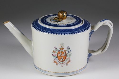 CHINESE EXPORT ARMORIAL PORCELAIN