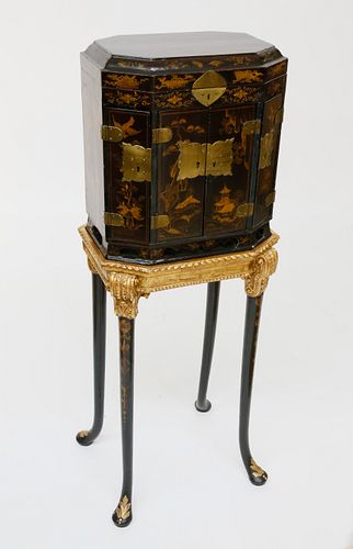 CHINESE EXPORT GILT DECORATED BLACK 37e000