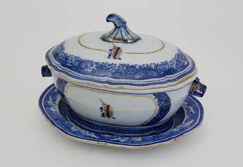 CHINESE EXPORT PORCELAIN ARMORIAL 37e03e