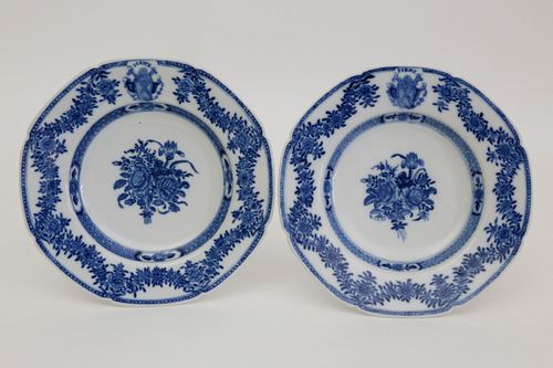 PAIR OF CHINESE EXPORT ARMORIAL 37e040