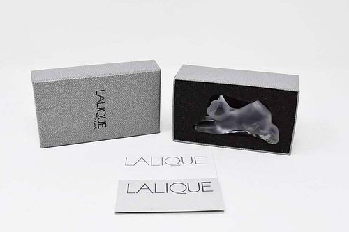 LALIQUE CAT WITH THE ORIGINAL BOXLalique