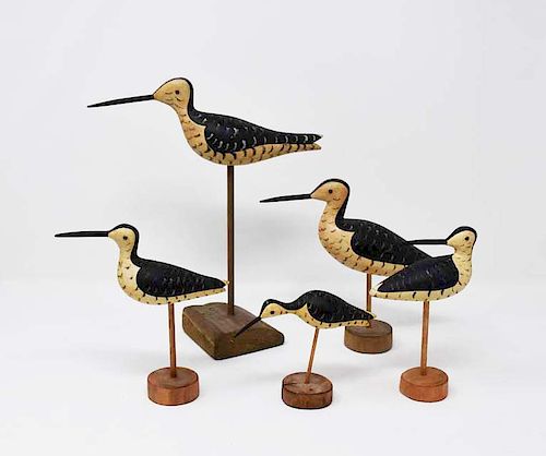 5 CARVED WOODEN SHORE BIRDS5 carved