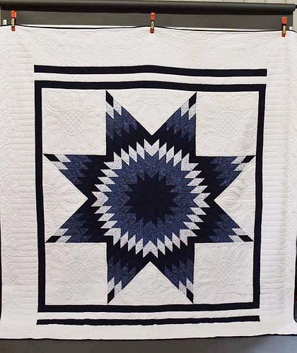 HAND STITCHED AMISH QUILTHand stitched