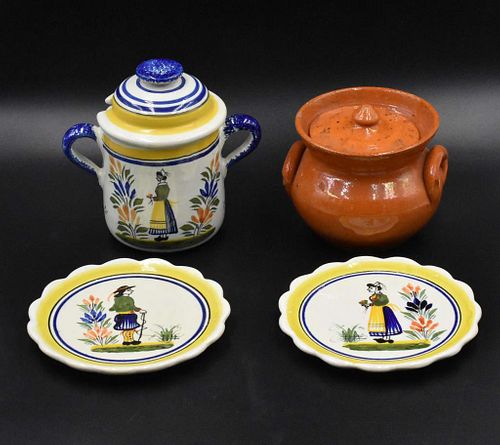 4 PIECES OF POTTERY4 pieces 3 37e1d8