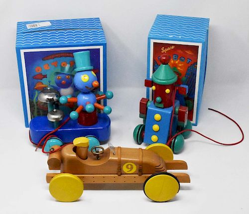 3 WOODEN TOYS3 wooden toys, race
