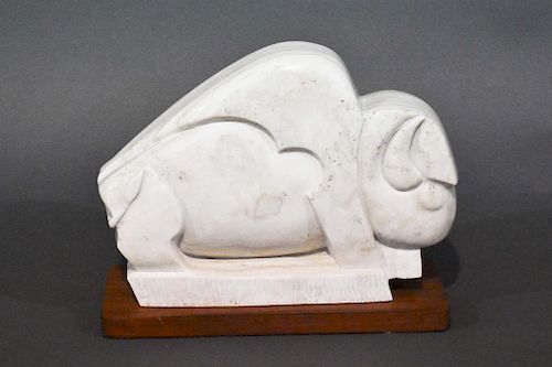 ALABASTER CARVING OF A BUFFALO 37e21f