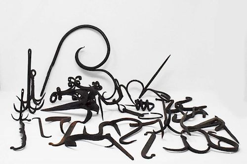 30 PIECES OF HAND WROUGHT IRON30 37e229