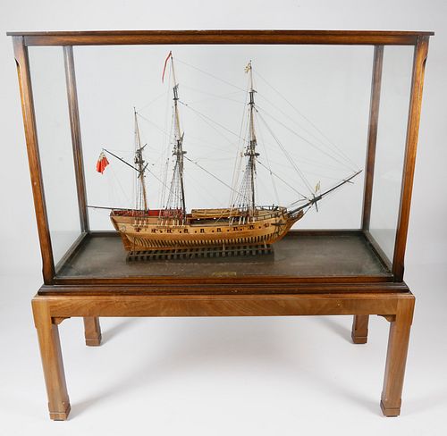 CASED MODEL OF THE BRITISH FRIGATE 37e35d