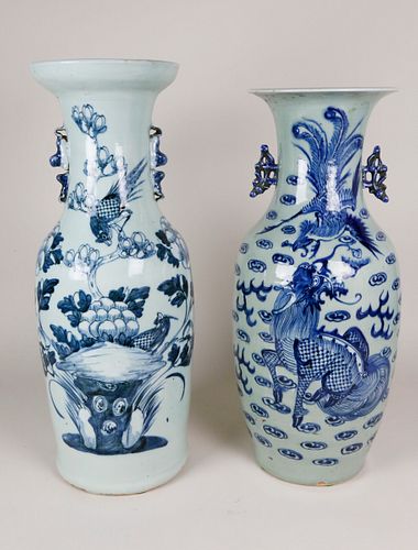 TWO CHINESE BLUE AND WHITE PORCELAIN 37e3b0