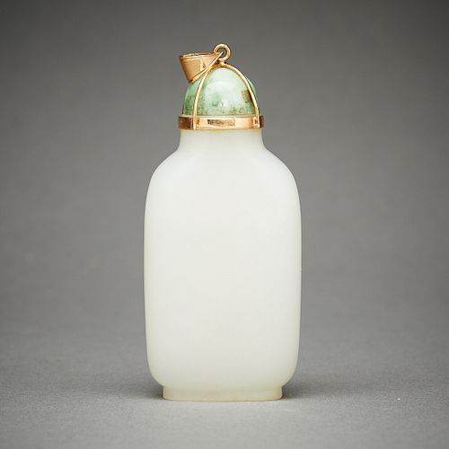 CHINESE WHITE JADE SNUFF BOTTLE 37e426