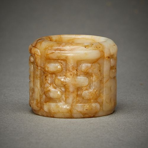 CHINESE CARVED JADE ARCHER S RINGChinese 37e43f