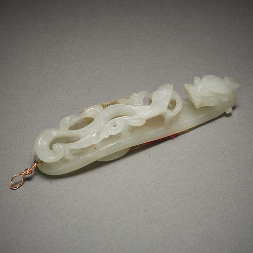 CHINESE PALE JADE DRAGON BELT HOOKChinese 37e462