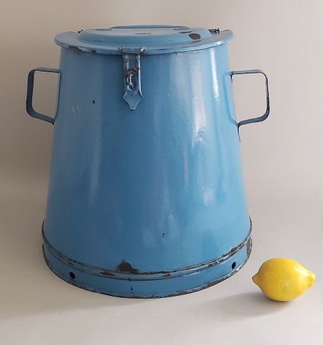 VINTAGE FRENCH BLUE ENAMELED KITCHEN 37e483