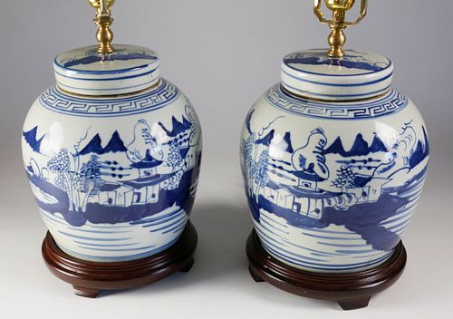 PAIR OF CHINESE BLUE AND WHITE