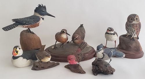 COLLECTION OF 8 PETE MICCICHE HAND CARVED