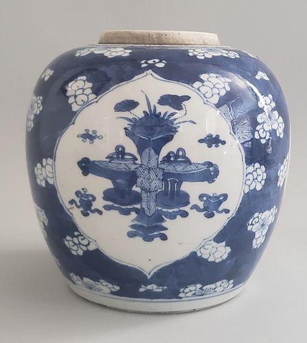 19TH CENTURY CHINESE BLUE AND WHITE 37e689