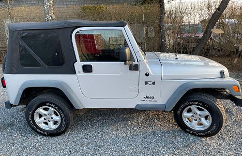 2006 GRAY JEEP WRANGLER X WITH 10,821