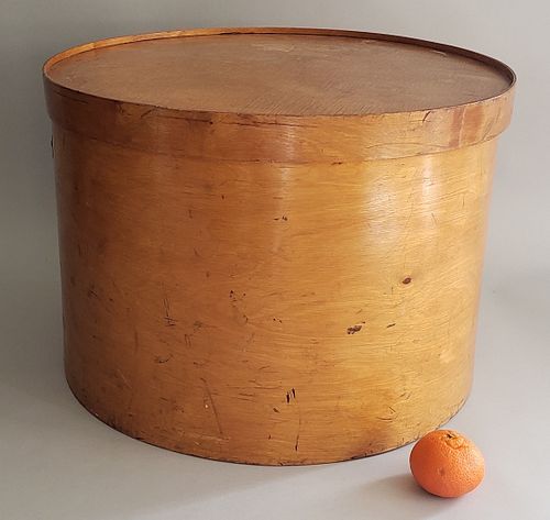 VINTAGE BANDED WOOD OVERSIZED COVERED