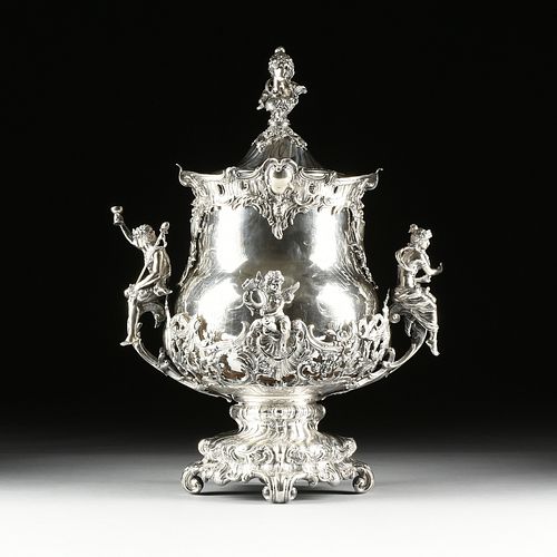 A ROCOCO REVIVAL STYLE SILVERPLATED 3811d9