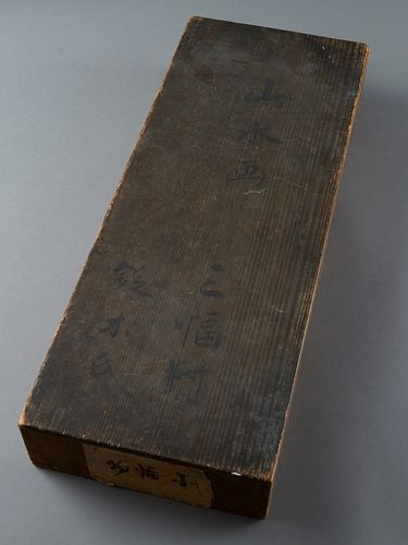 JAPANESE 19TH CENTURY SCROLL BOXA