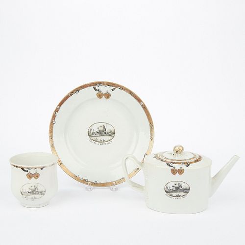 CHINESE EXPORT PORCELAIN TEA SET