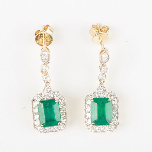 EMERALD AND DIAMOND DROP EARRINGSEmerald 381603