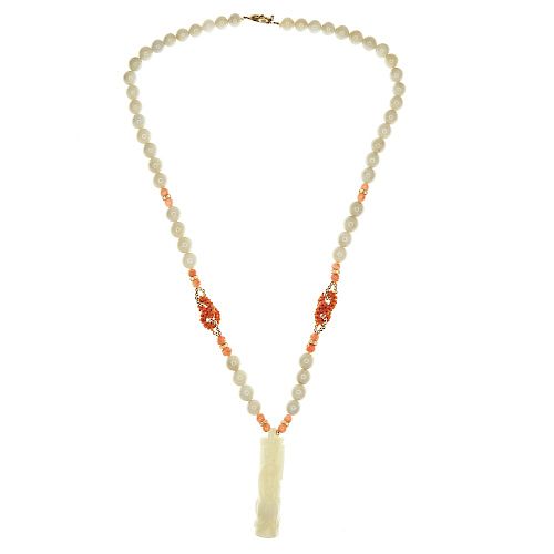 CHINESE JADE NECKLACE WITH CORAL