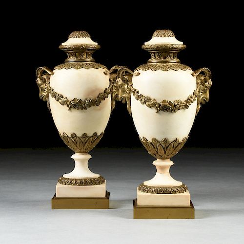 A PAIR OF LOUIS XVI STYLE BRONZE MOUNTED