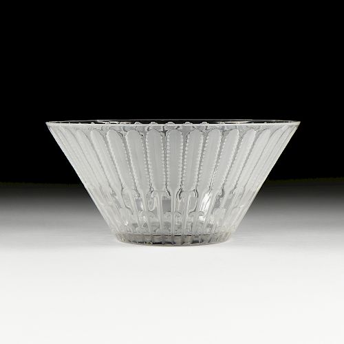 A LALIQUE FROSTED AND CLEAR GLASS 381b29