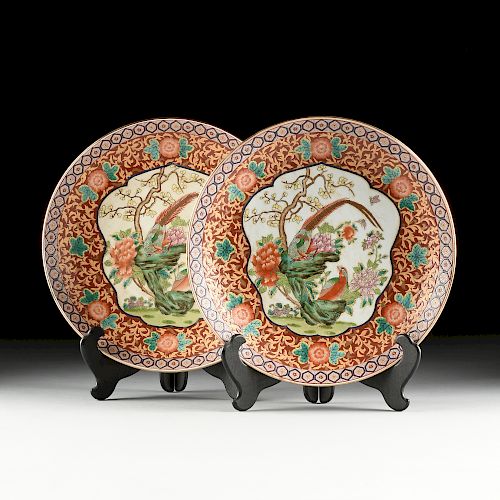 A PAIR OF CHINESE IMARI STYLE PARCEL 381b7d